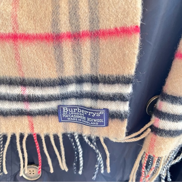 Burberry Cashmere Scarf And Wool Baseball Cap Bundle of 2 - Picture 3 of 8